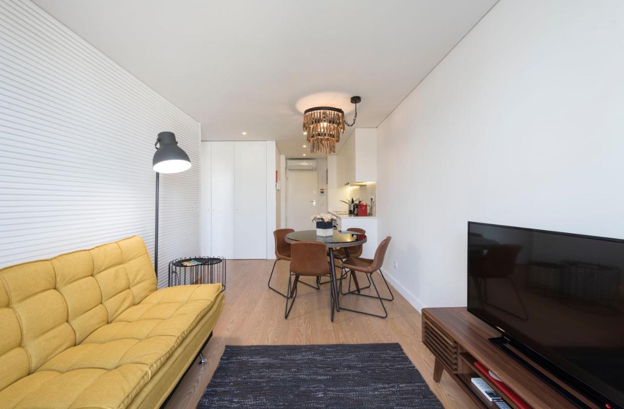 Lovelystay - Central Flat W/ Ac & Balcony Πόρτο Εξωτερικό φωτογραφία