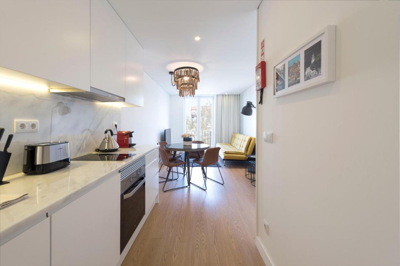 Lovelystay - Central Flat W/ Ac & Balcony Πόρτο Εξωτερικό φωτογραφία